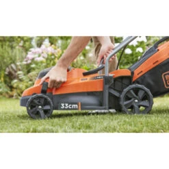 Black & Decker BLACK+DECKER 2x18V Grasmaaier BCMW33184L2-QW 33 Cm Incl. Twee 4,0 Ah Accu's -Mode Woonwinkel 123 1258