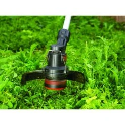 Black & Decker BLACK+DECKER 18V Trimmer ST182320 25cm Incl. 2,0Ah Accu + Lader -Mode Woonwinkel 123 1475