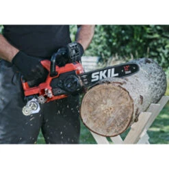 SKIL 20V Kettingzaag 0534AA Brushless 30cm + 4,0Ah Accu + Snellader 11 SKIL 20V Kettingzaag 0534AA Brushless 30cm + 4,0Ah Accu + Snellader -Mode Woonwinkel 123 980